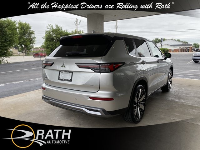 2025 Mitsubishi Outlander SE