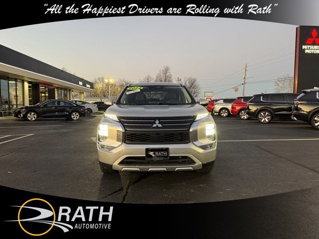 2024 Mitsubishi Outlander SE