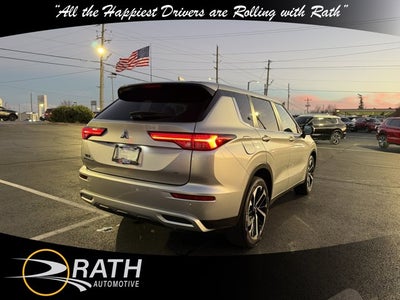 2024 Mitsubishi Outlander SE