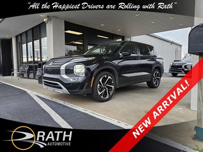 2024 Mitsubishi Outlander SE