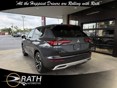 2024 Mitsubishi Outlander SE