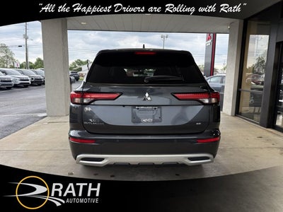 2024 Mitsubishi Outlander SE