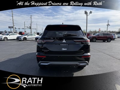 2026 Mitsubishi Outlander SE