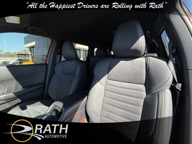 2026 Mitsubishi Outlander LE