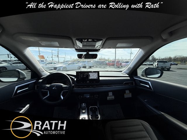 2026 Mitsubishi Outlander SE