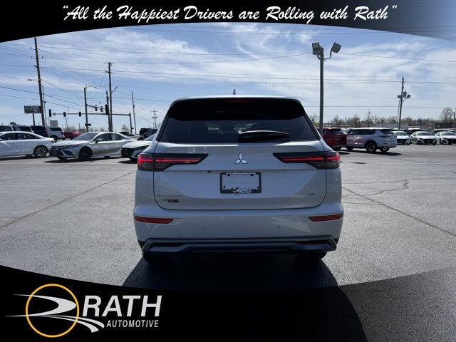 2026 Mitsubishi Outlander SE