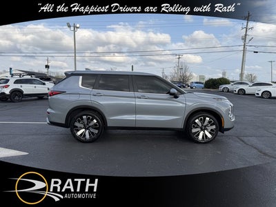 2026 Mitsubishi Outlander SE