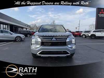 2026 Mitsubishi Outlander SE