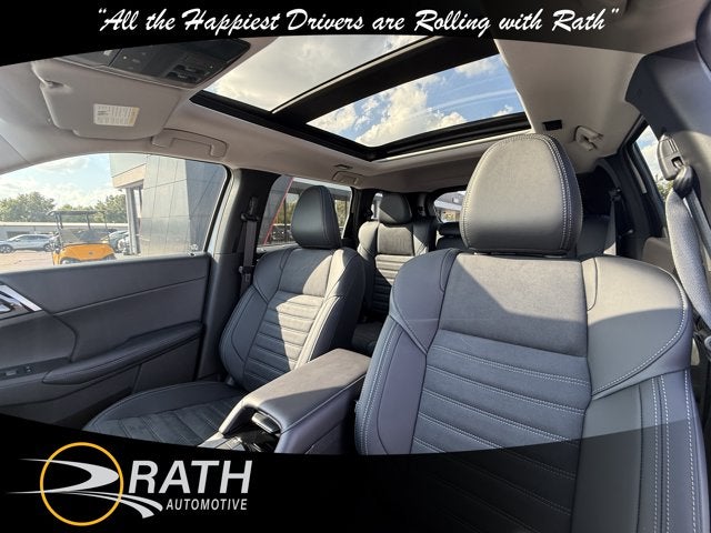2026 Mitsubishi Outlander SE Tech Package
