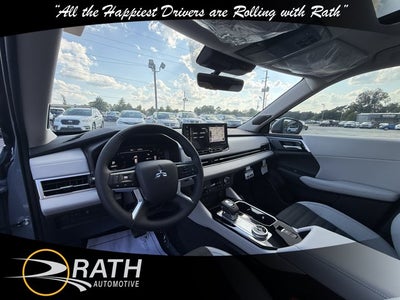 2026 Mitsubishi Outlander SE Tech Package