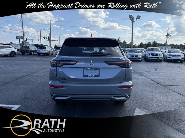 2026 Mitsubishi Outlander SE Tech Package