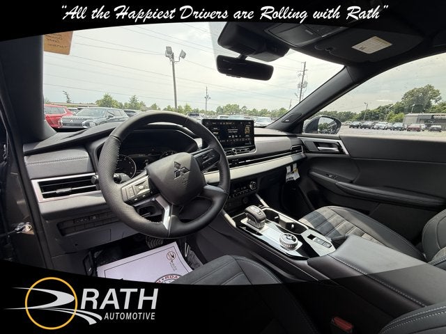 2026 Mitsubishi Outlander LE