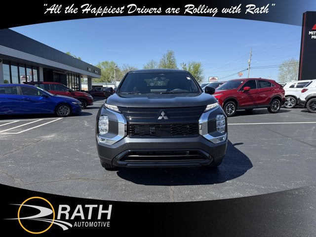 2026 Mitsubishi Outlander LE