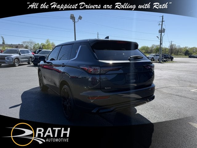 2026 Mitsubishi Outlander LE