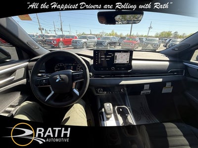2026 Mitsubishi Outlander LE