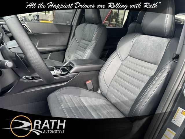 2026 Mitsubishi Outlander LE