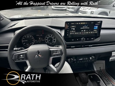 2026 Mitsubishi Outlander LE
