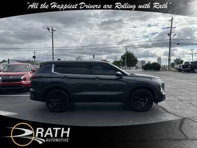 2026 Mitsubishi Outlander LE