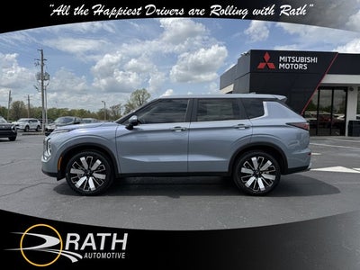2026 Mitsubishi Outlander SE