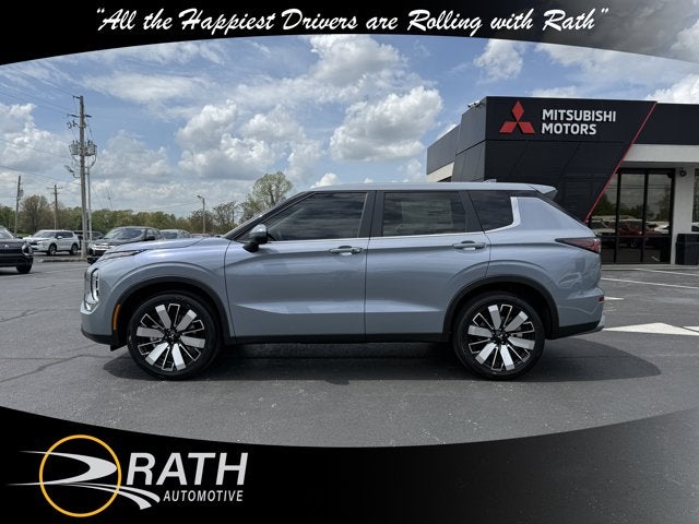 2026 Mitsubishi Outlander SE
