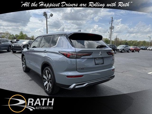 2026 Mitsubishi Outlander SE