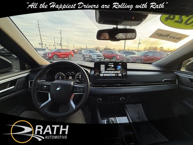 2024 Mitsubishi Outlander SEL Black Edition