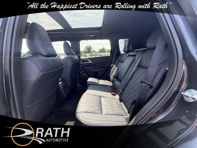 2026 Mitsubishi Outlander Black Edition