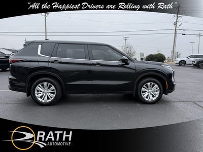 2025 Mitsubishi Outlander ES