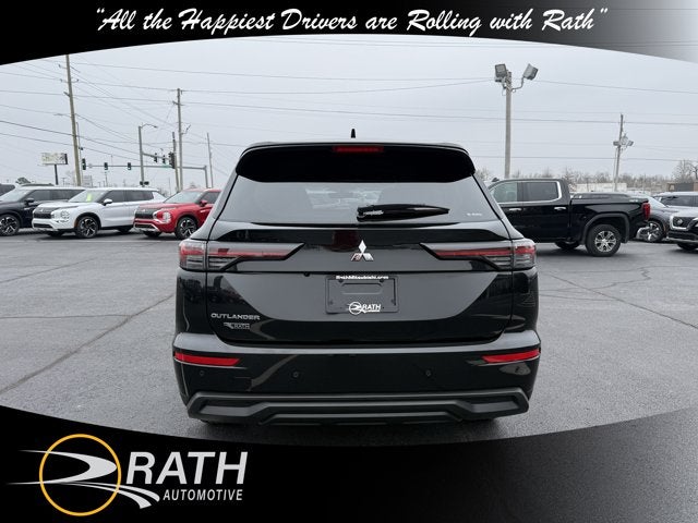 2025 Mitsubishi Outlander ES