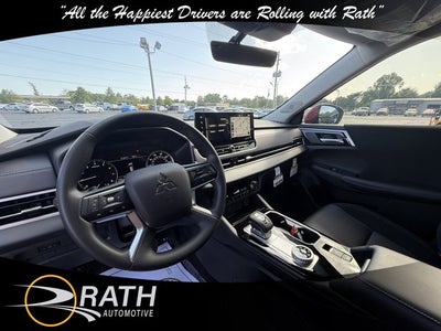 2025 Mitsubishi Outlander ES