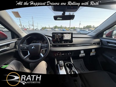 2025 Mitsubishi Outlander ES