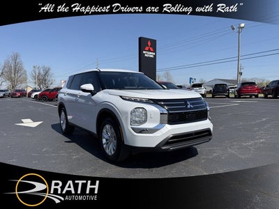 2026 Mitsubishi Outlander ES