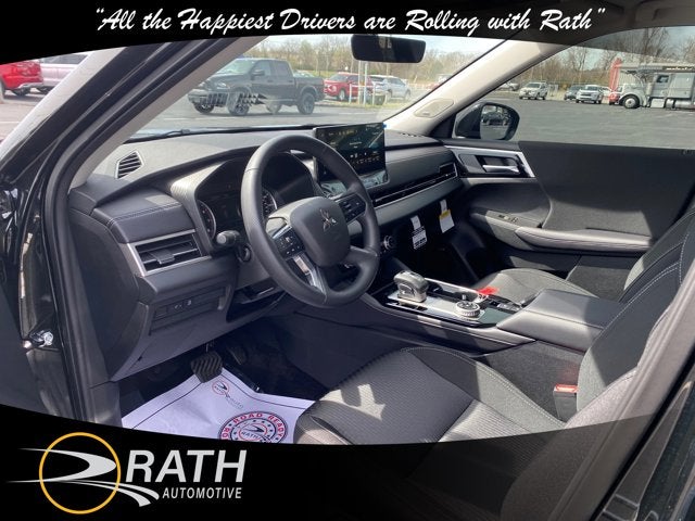 2026 Mitsubishi Outlander ES