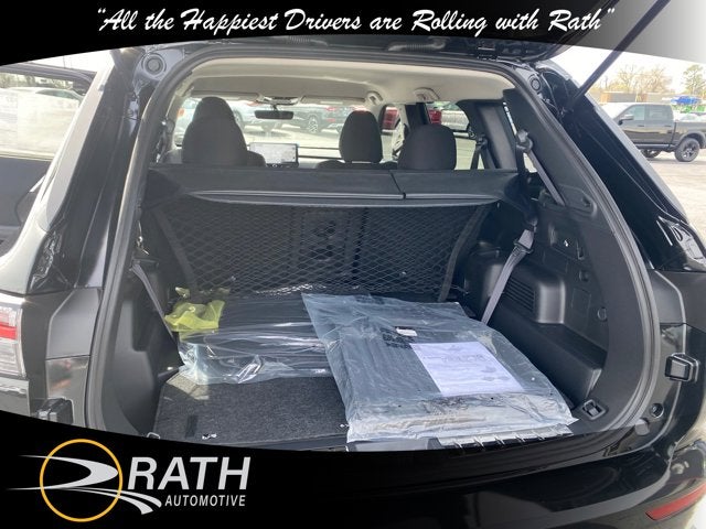 2026 Mitsubishi Outlander ES