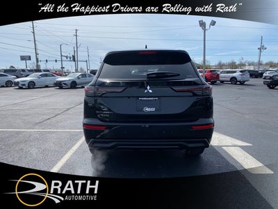 2026 Mitsubishi Outlander ES