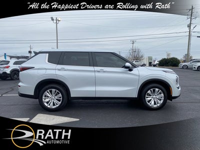 2026 Mitsubishi Outlander ES