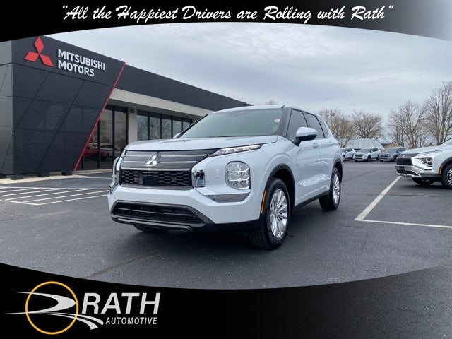 2026 Mitsubishi Outlander ES