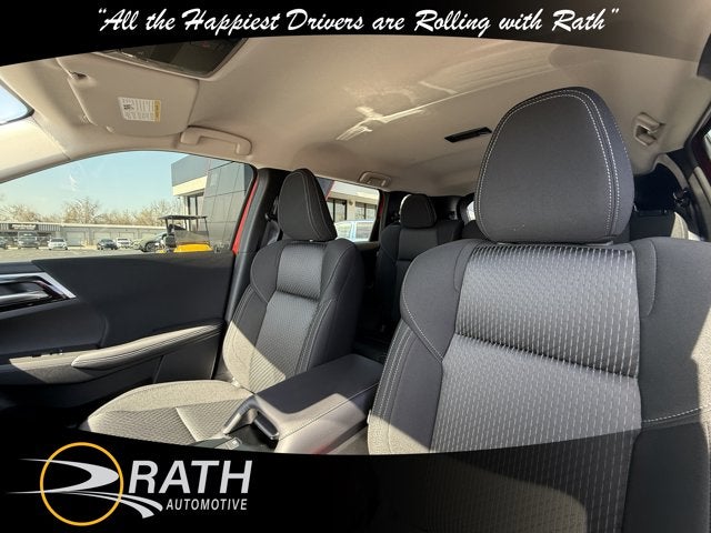 2026 Mitsubishi Outlander ES