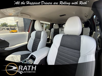 2025 Mitsubishi Outlander SE