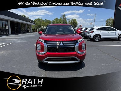 2025 Mitsubishi Outlander SE