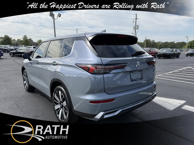 2025 Mitsubishi Outlander SE