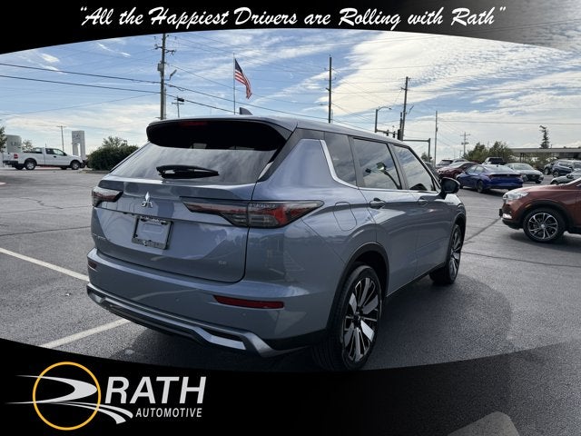 2025 Mitsubishi Outlander SE