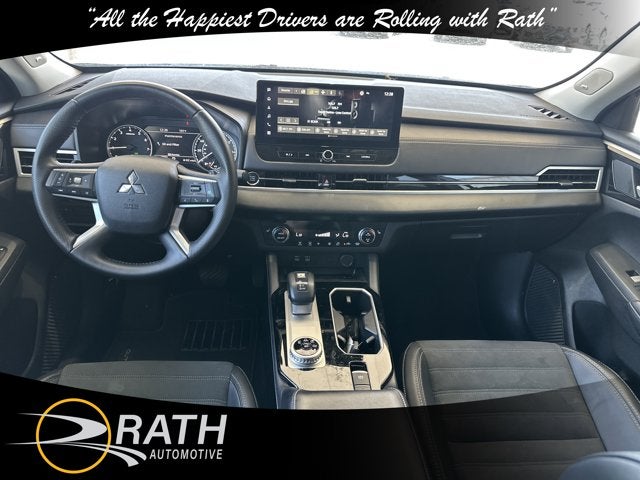 2025 Mitsubishi Outlander SE
