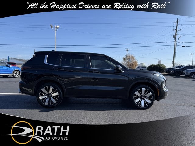 2025 Mitsubishi Outlander SE