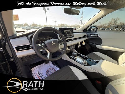 2025 Mitsubishi Outlander SE