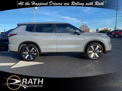 2025 Mitsubishi Outlander SE Tech Package