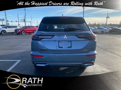 2025 Mitsubishi Outlander SE Tech Package