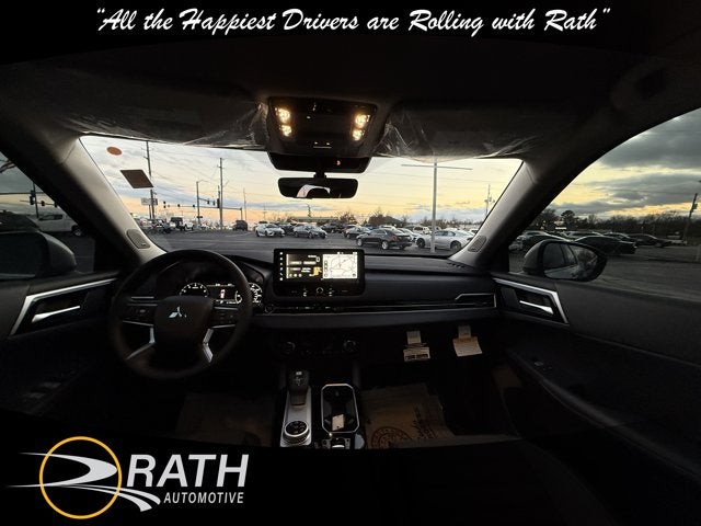 2025 Mitsubishi Outlander SE