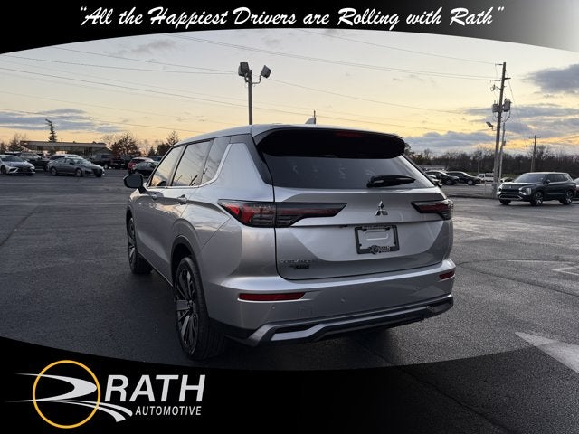 2025 Mitsubishi Outlander SE