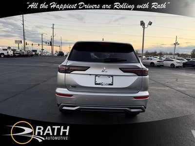 2025 Mitsubishi Outlander SE